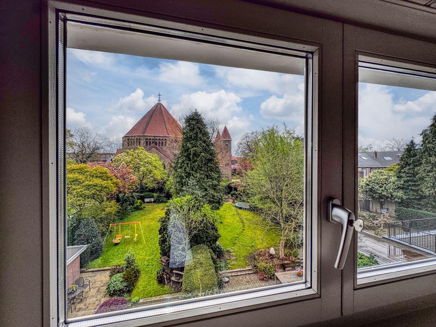Photo 49 of Huygensweg 19