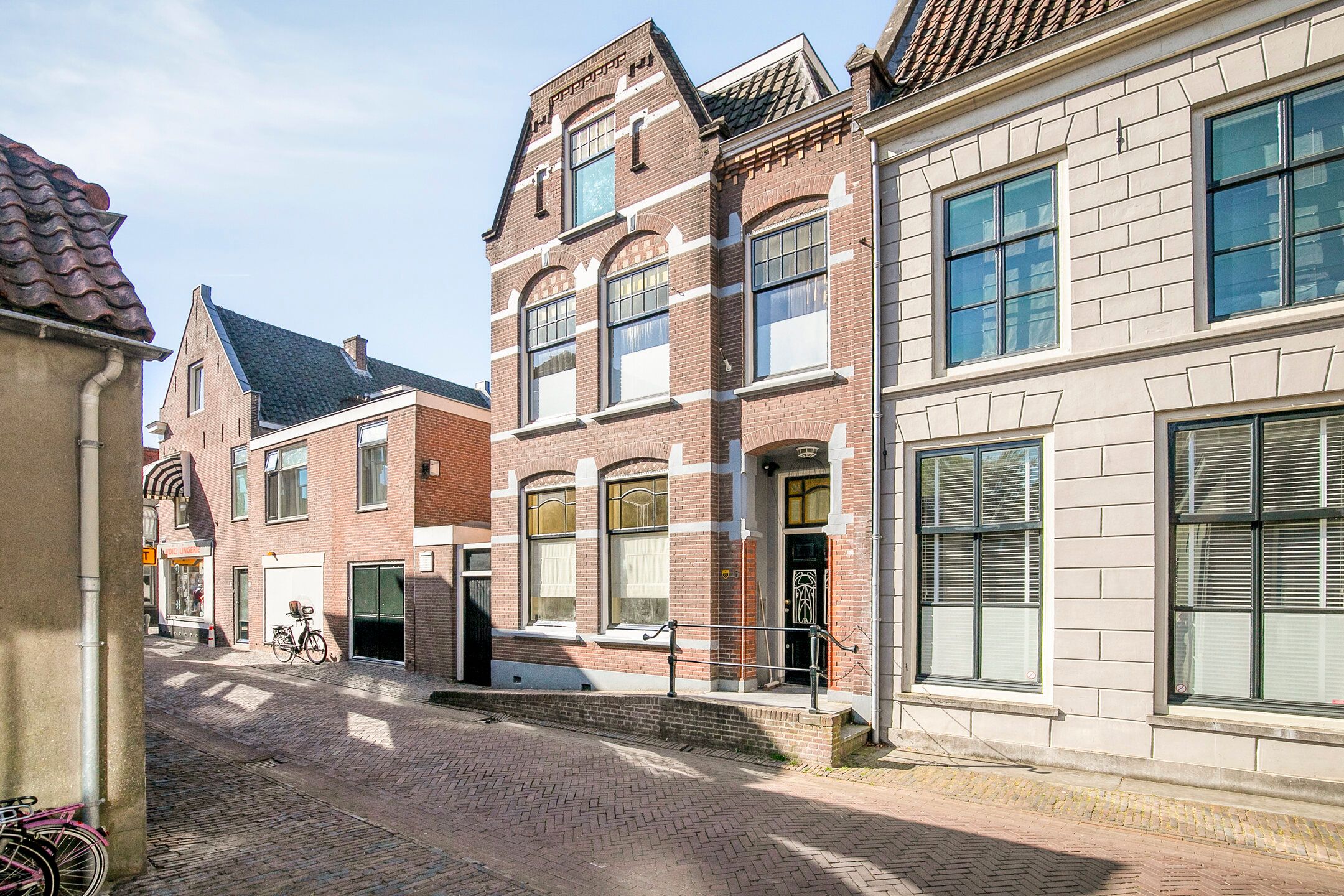 Kerkstraat 6 