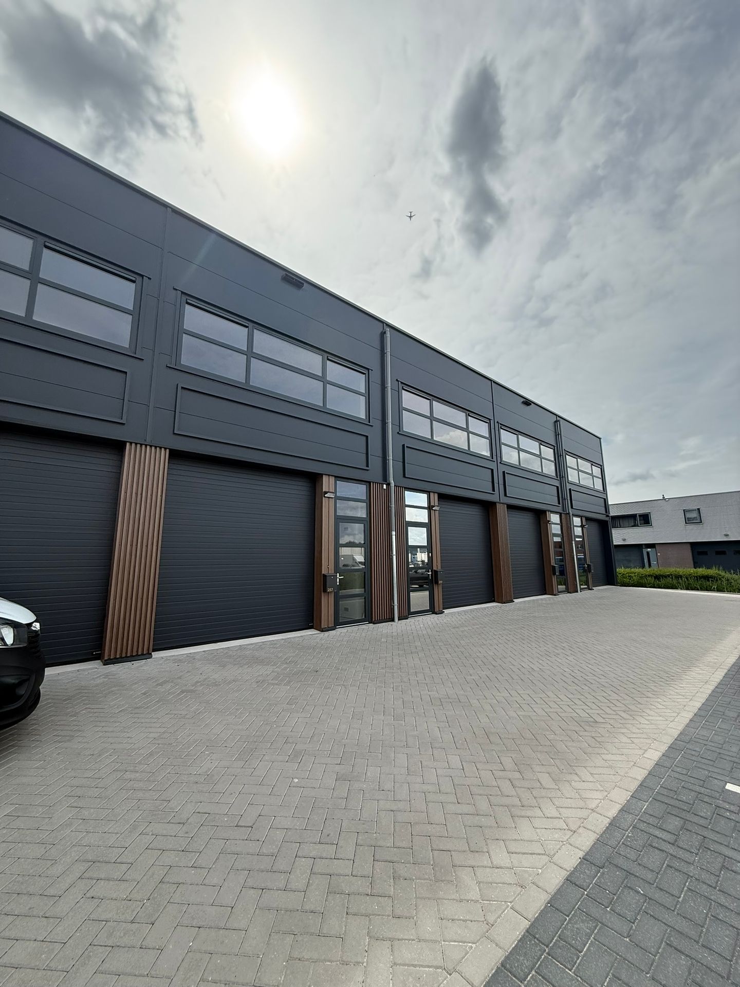 View photo 2 of Chemieweg 257