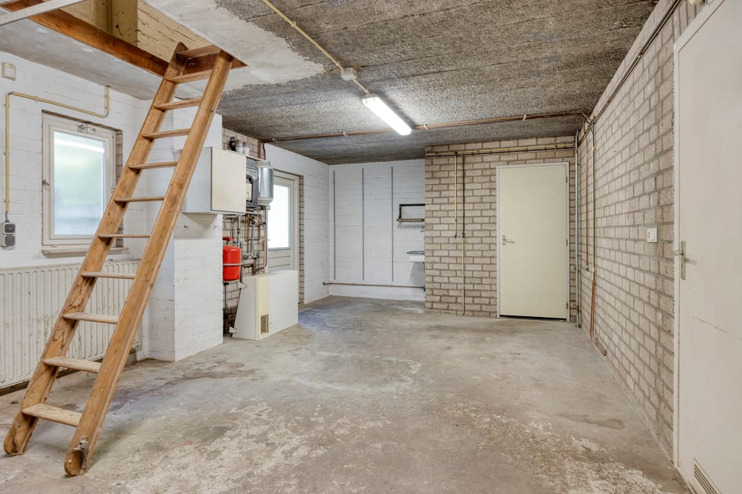 Photo 47 of Stationsweg 98