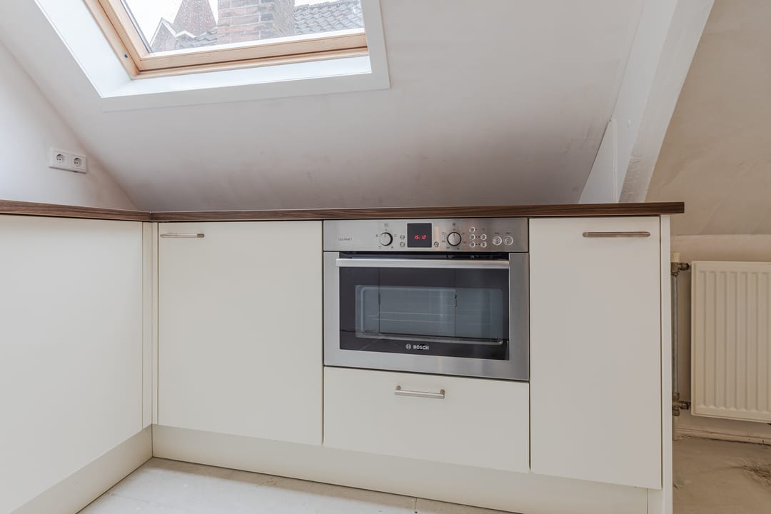 Photo 13 of van Berchenstraat 10-C