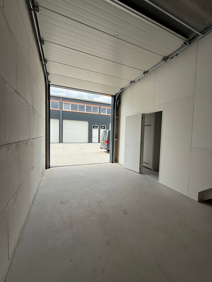 Schipholweg 975-E