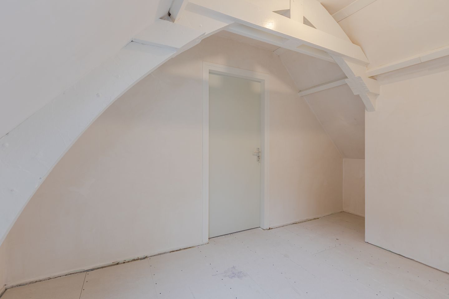 Photo 20 of van Berchenstraat 10-C
