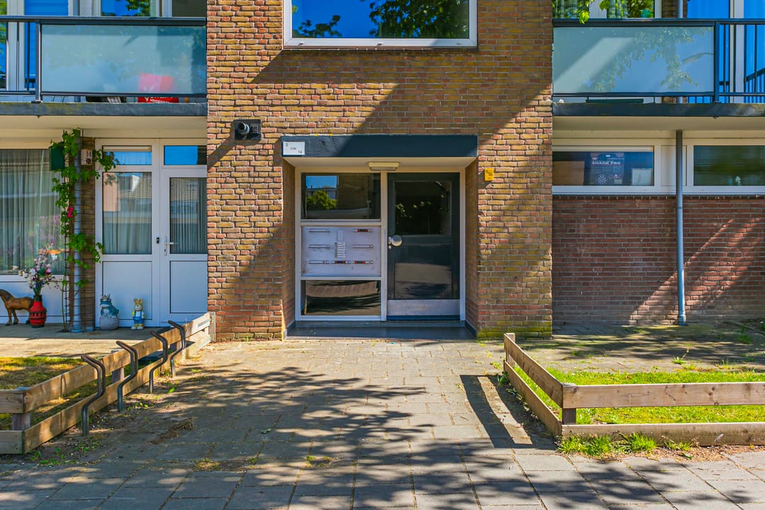 Photo 26 of Troelstrastraat 14