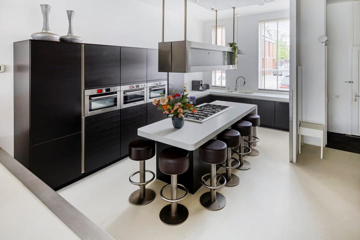 Tussenwoning te koop: Oosterwerf 22, Zaandam