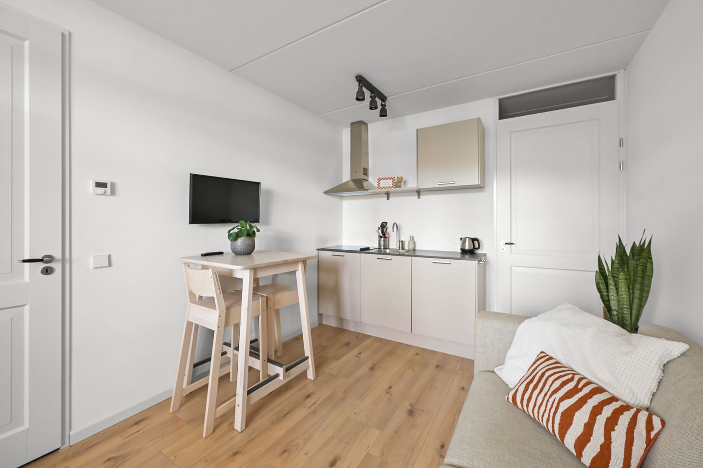 Foto 40 van H.M. Kraaijvangerstraat 21