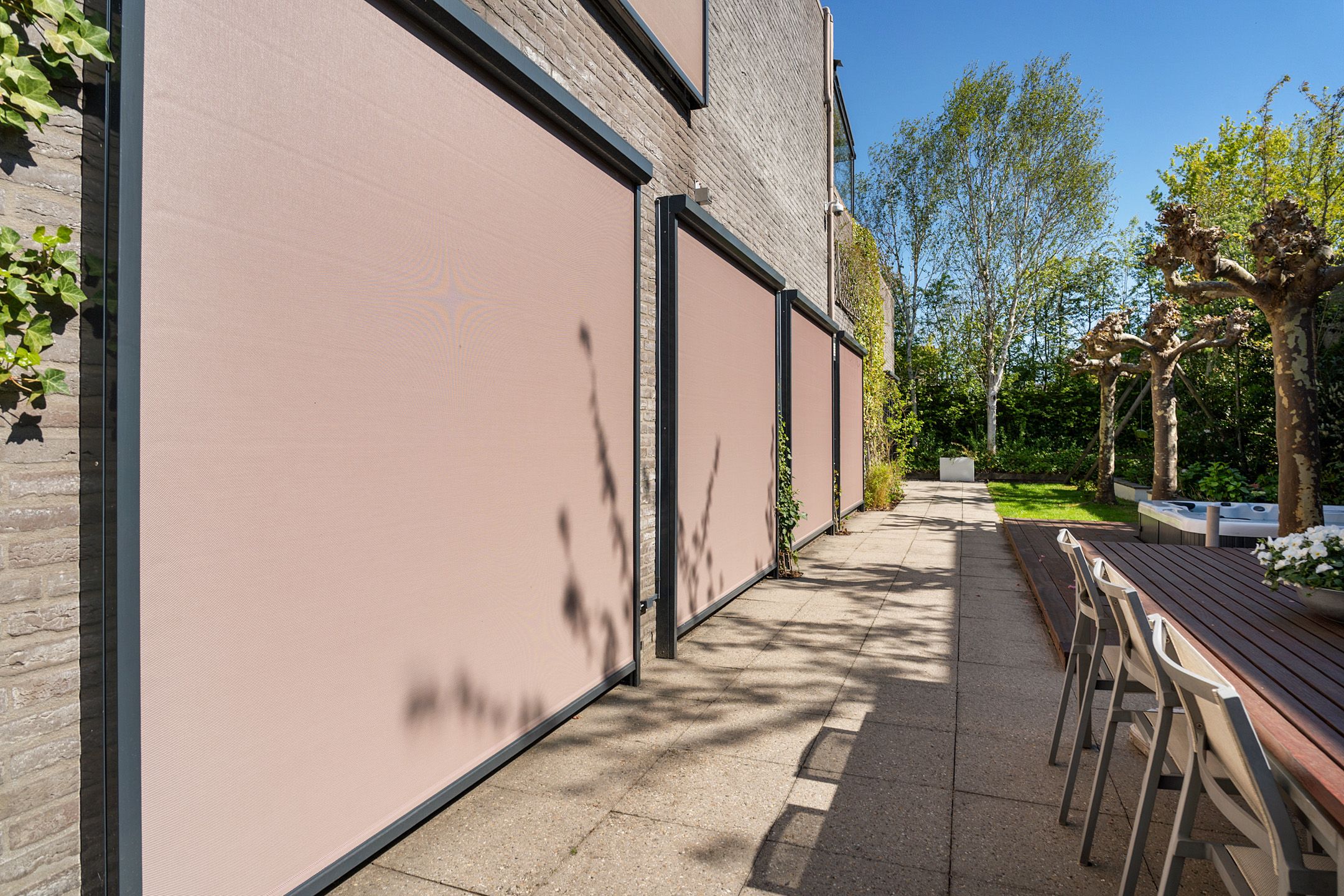 Photo 66 of Oostvoornestraat 1