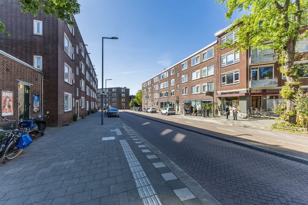 Photo 26 of Frans Bekkerstraat 143-C