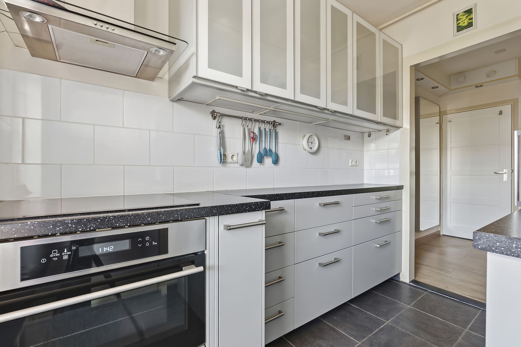 Photo 3 of Peter van Anrooystraat 75
