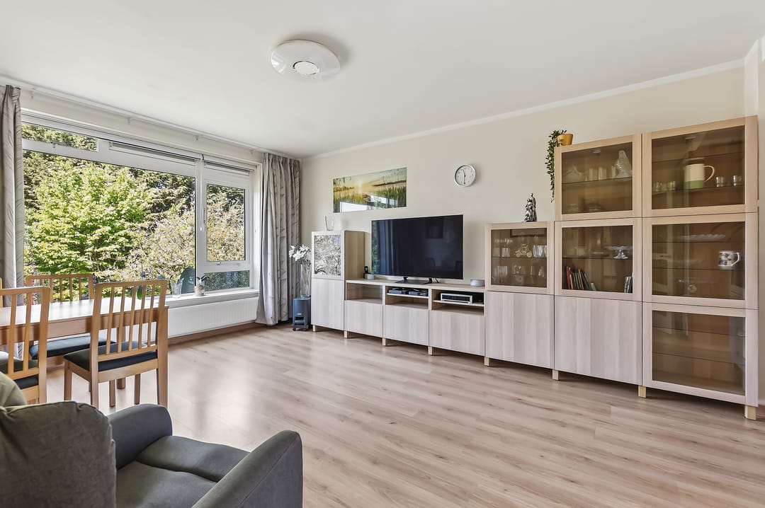 Photo 2 of Peter van Anrooystraat 75