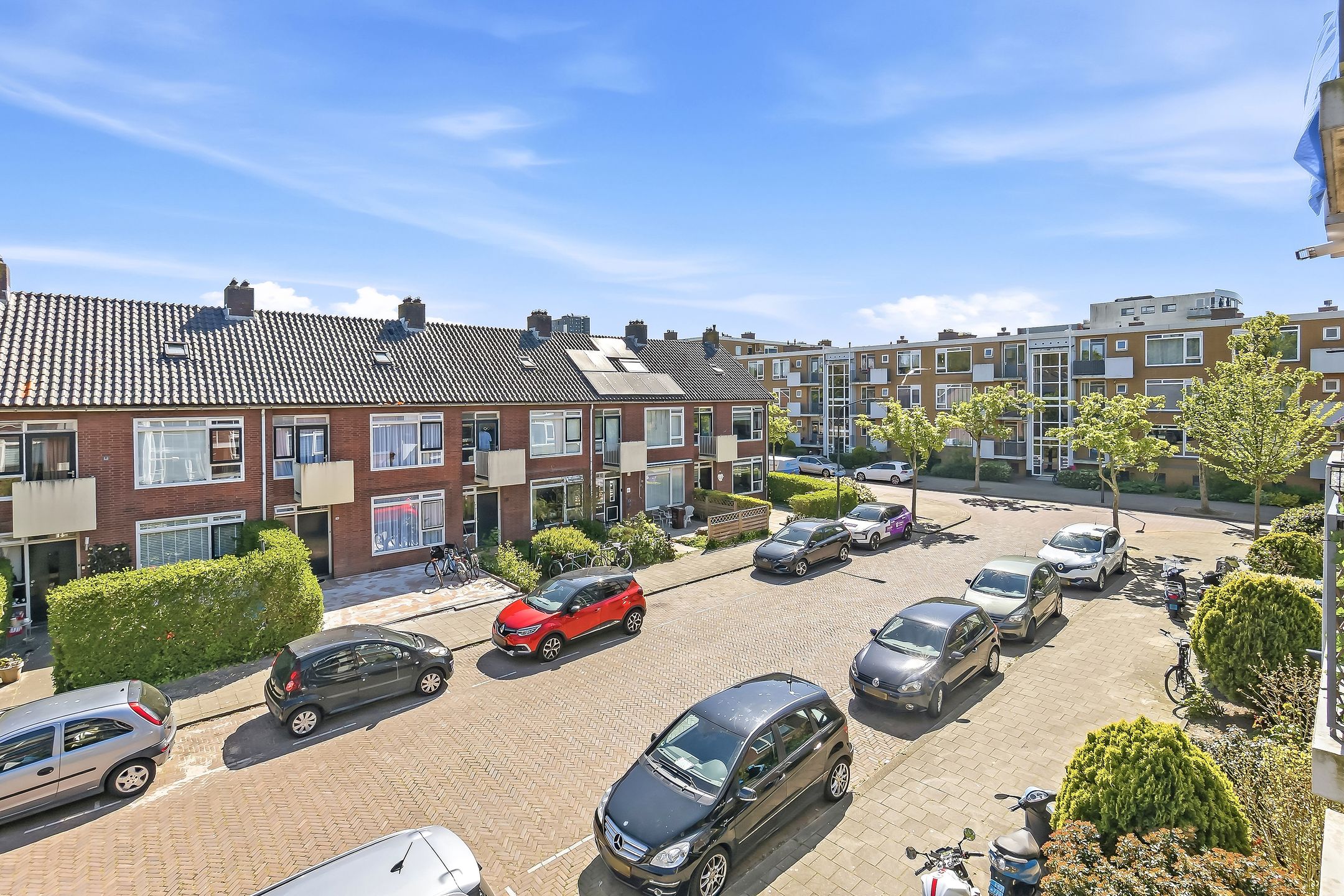 Photo 39 of Peter van Anrooystraat 75