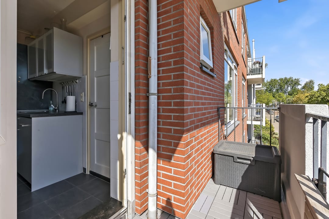 Photo 28 of Peter van Anrooystraat 75