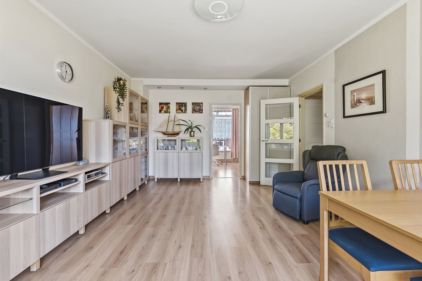 Photo 10 of Peter van Anrooystraat 75