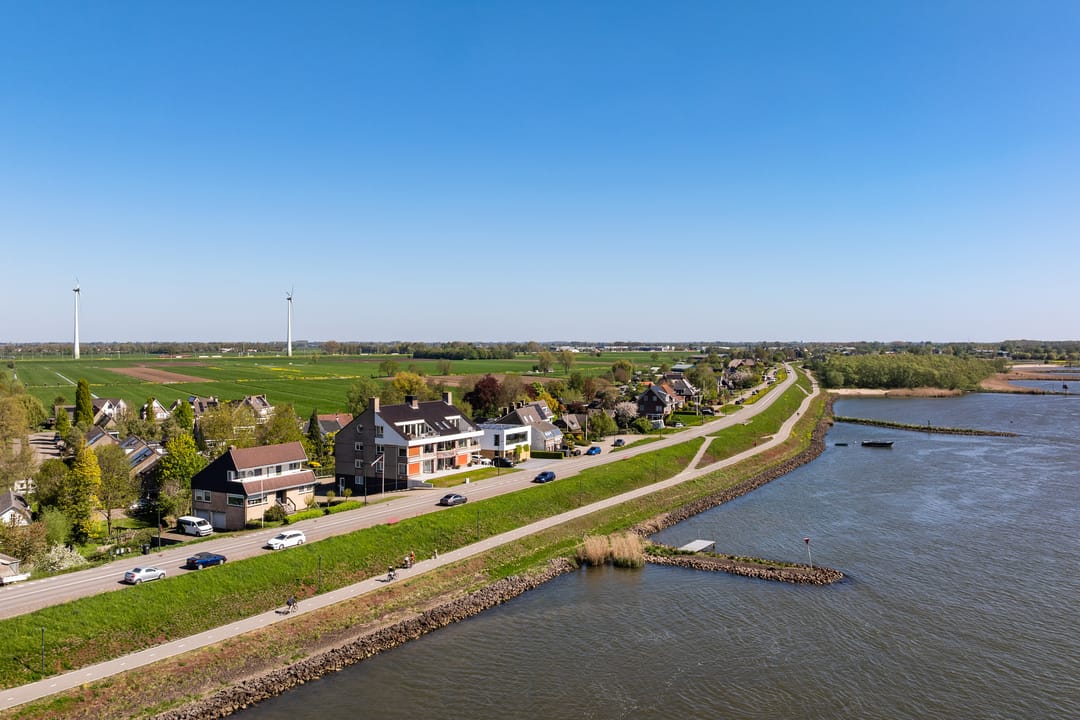 Foto 1 van Rivierdijk 199