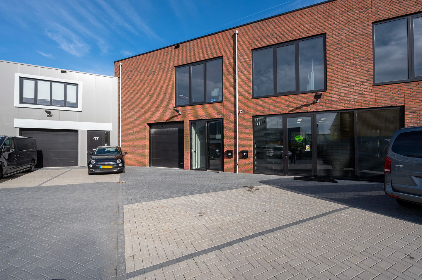 Bekijk foto 1 van Stuwadoorstraat 49