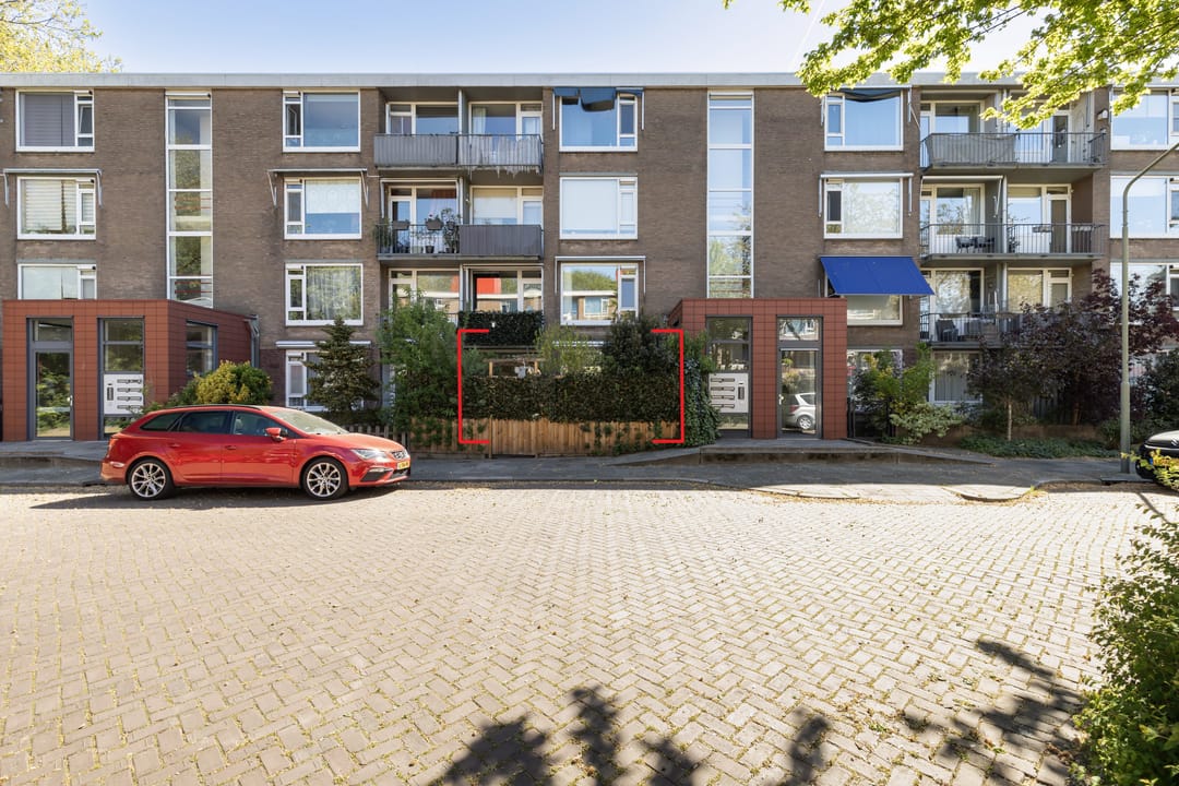 Foto 1 van Tjongerstraat 18