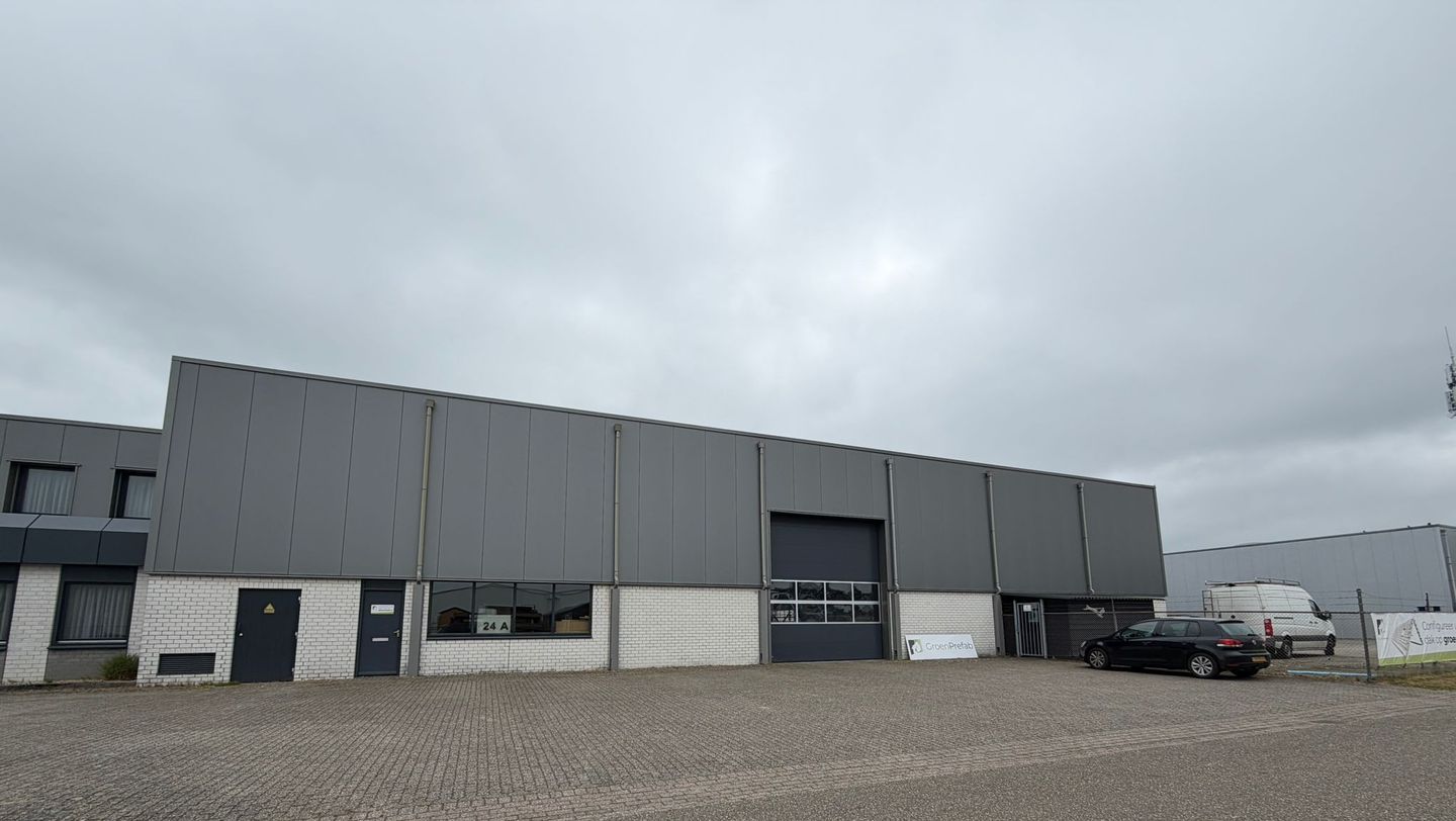 Bekijk foto 1 van Kalkovenweg 24