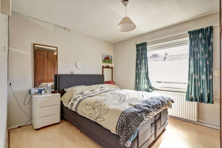 Foto 4 van Van Baerlestraat 8