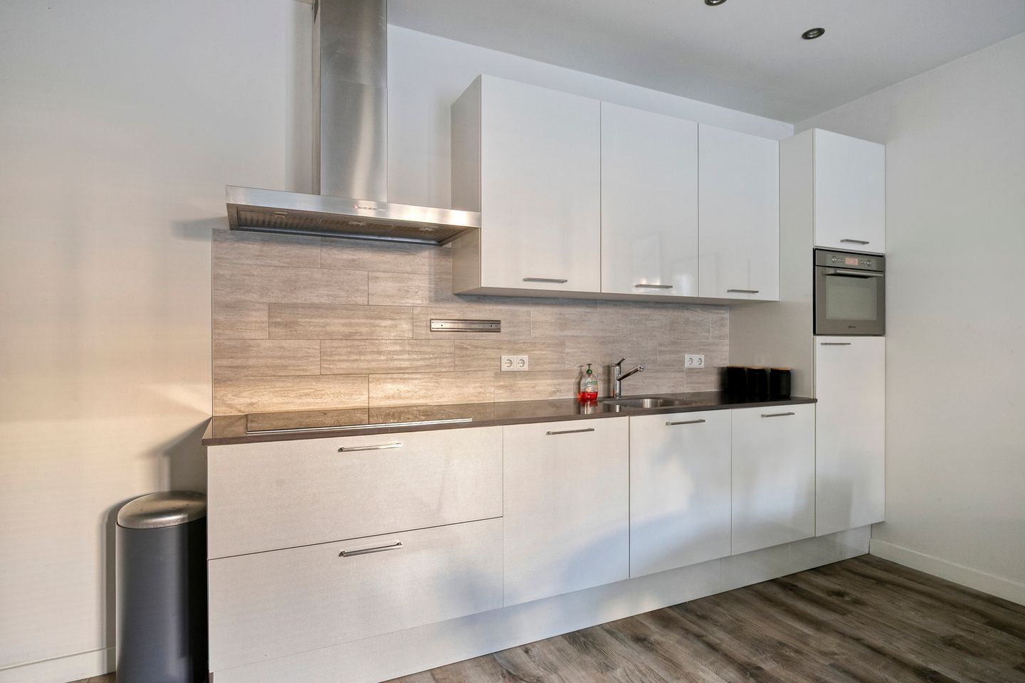 Photo 10 of Margrietstraat 15