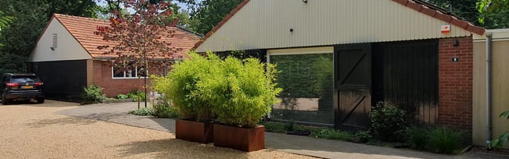 office-banner