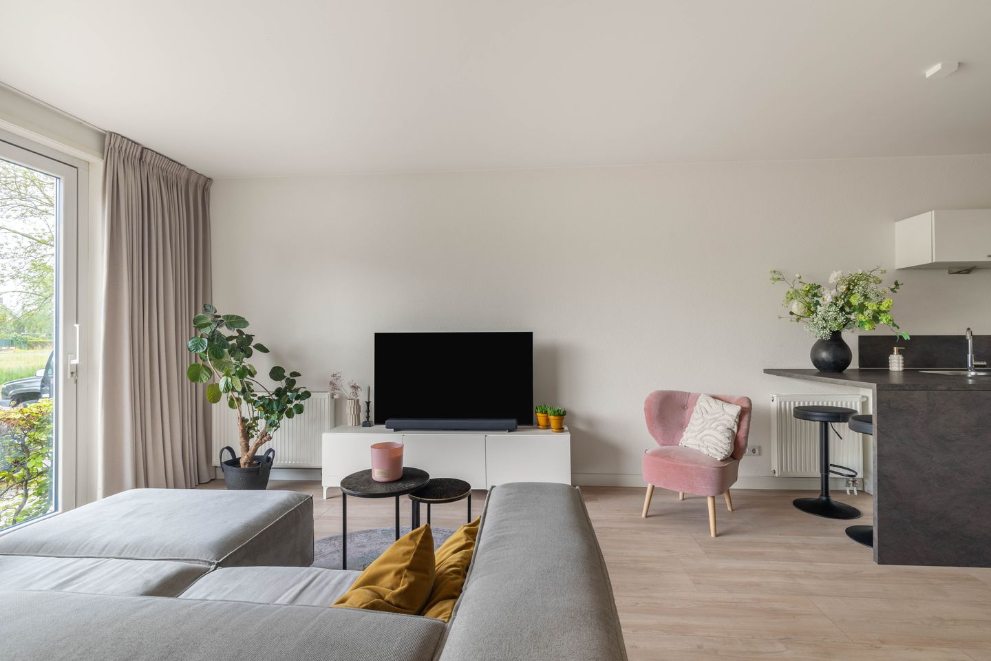 Photo 14 of George Bizetstraat 7