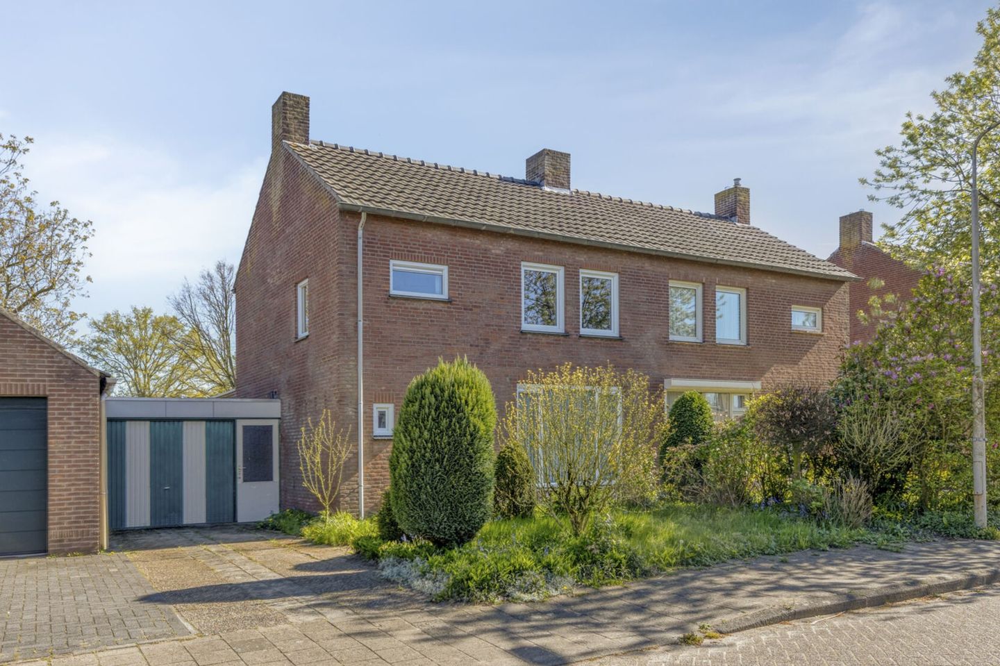 Foto 1 van Margrietstraat 1