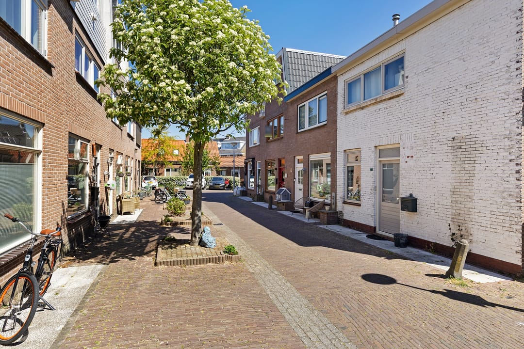 Photo 28 of Grensstraat 35