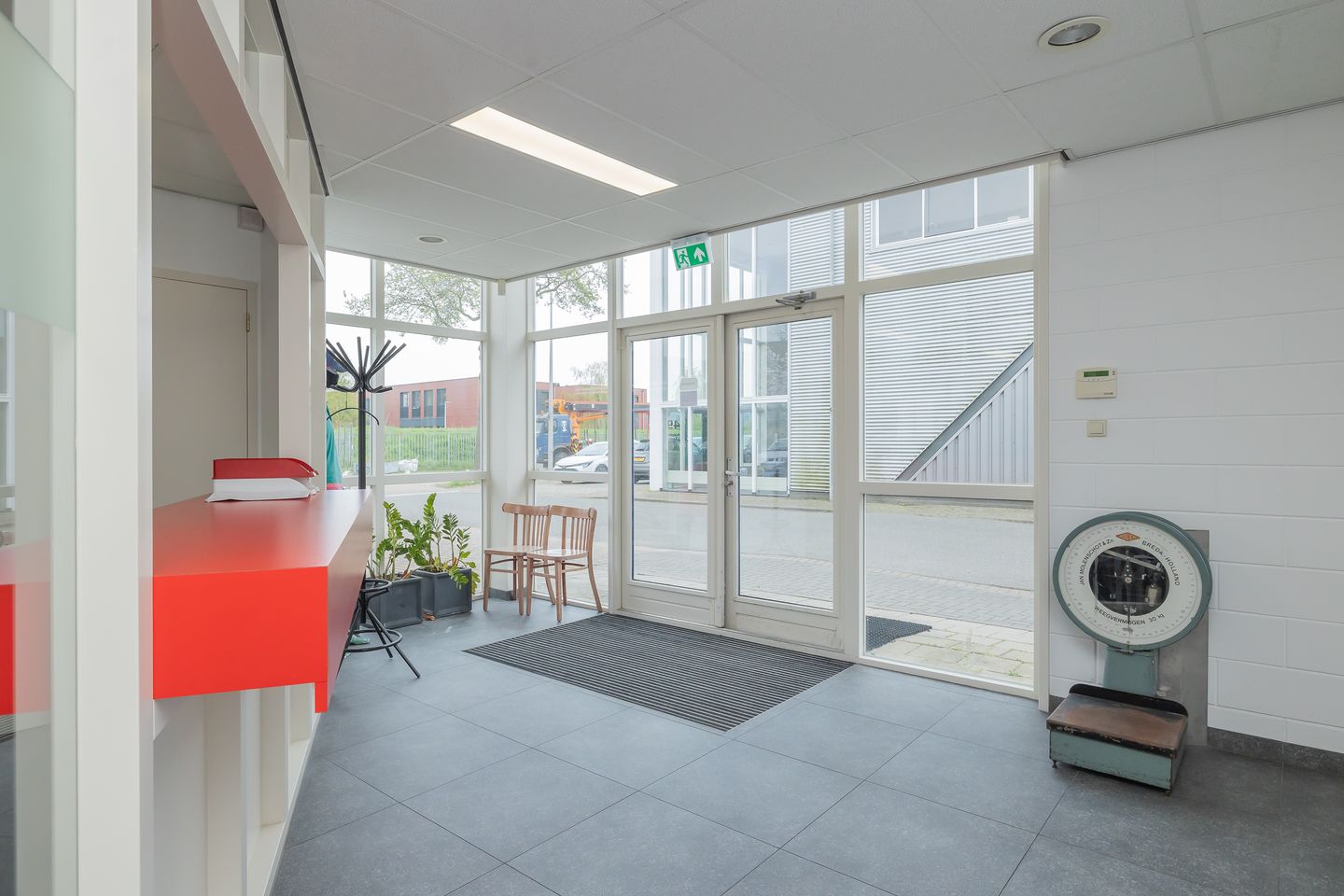 View photo 5 of Katwijkerbroek 37