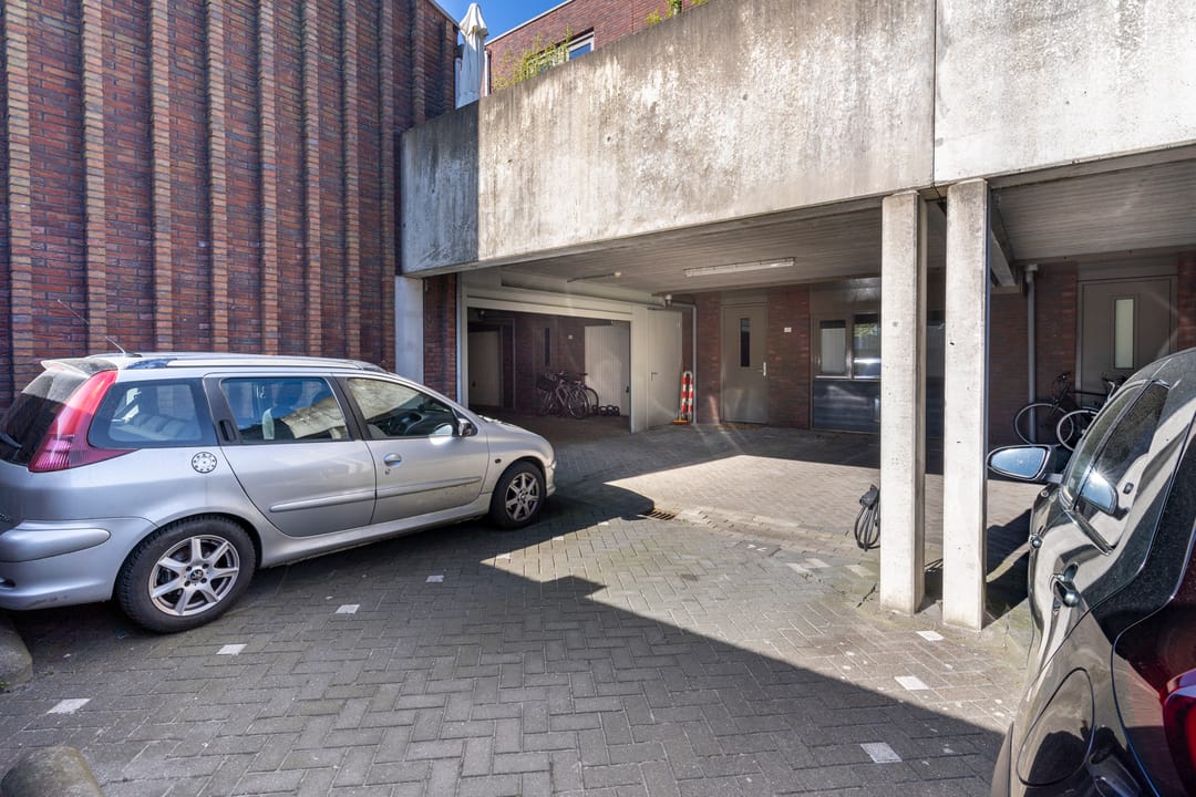 Photo 31 of Troelstralaan 74