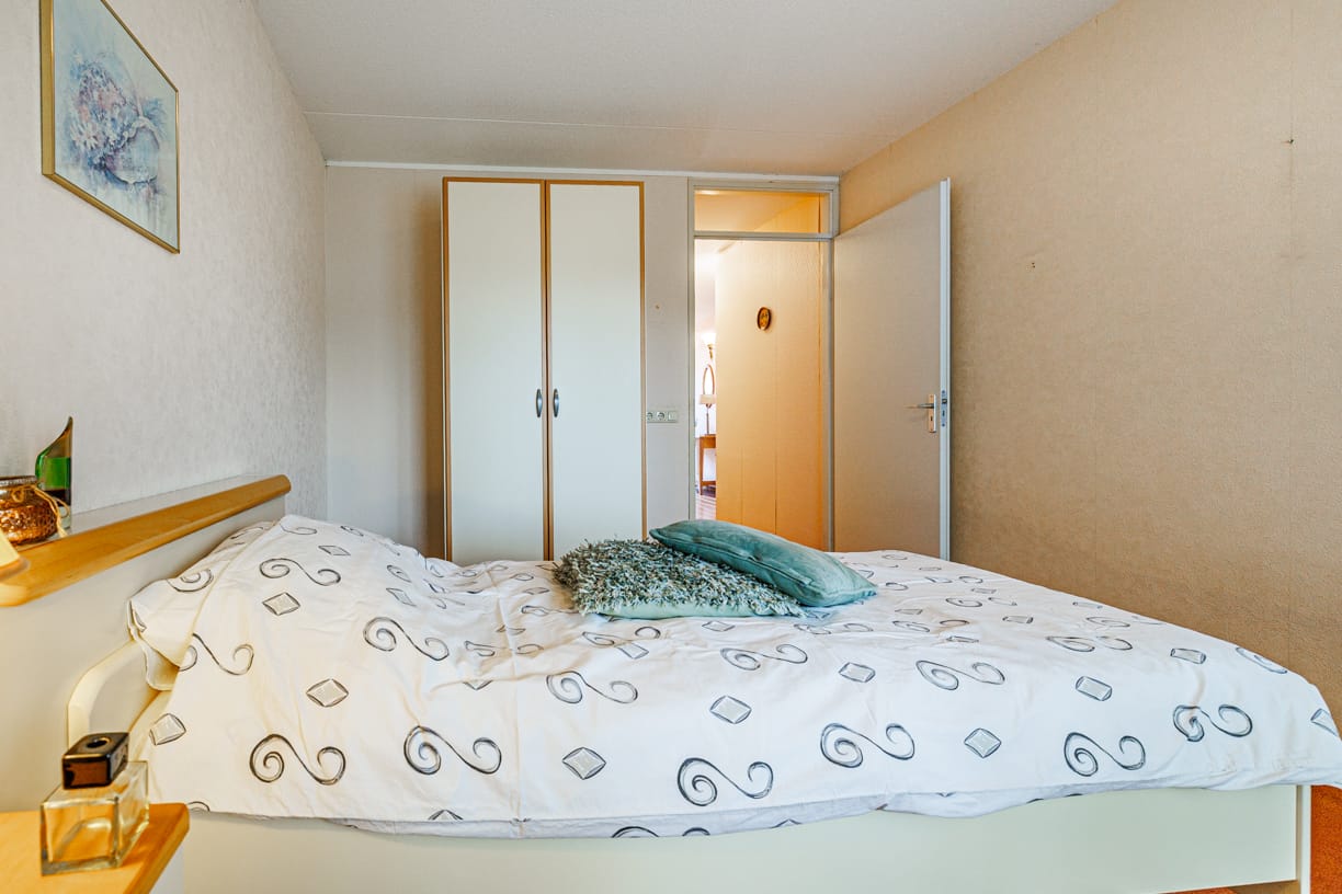 Photo 24 of Slot 49
