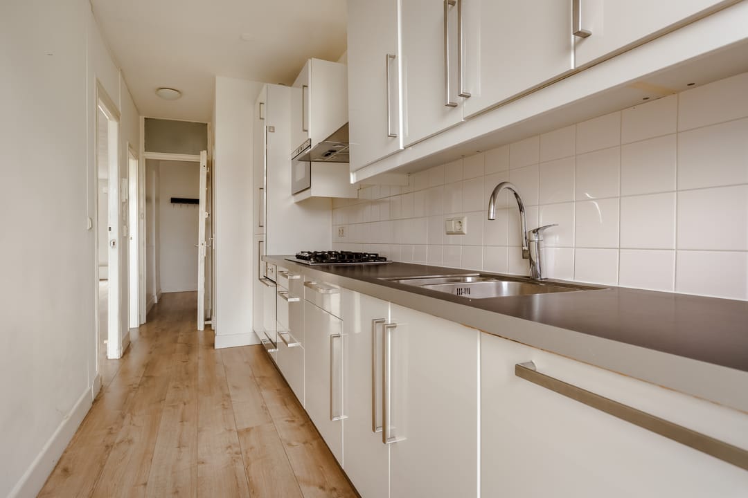Photo 7 of Van Ostadestraat 14-3