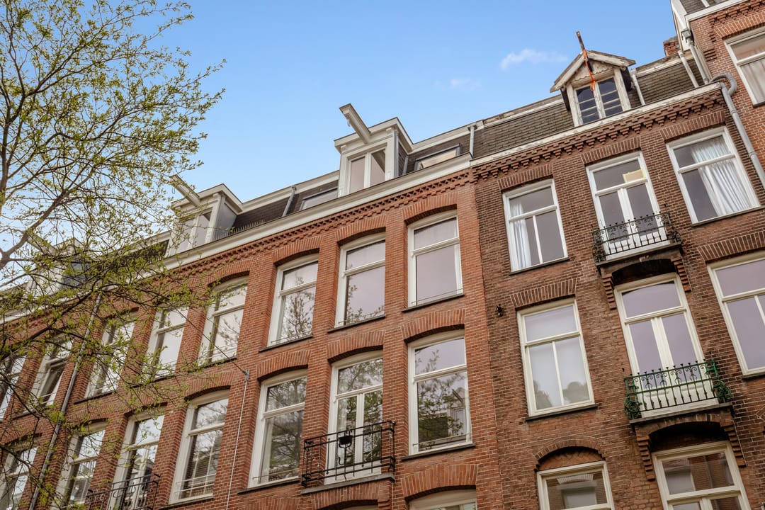 Photo 22 of Van Ostadestraat 14-3
