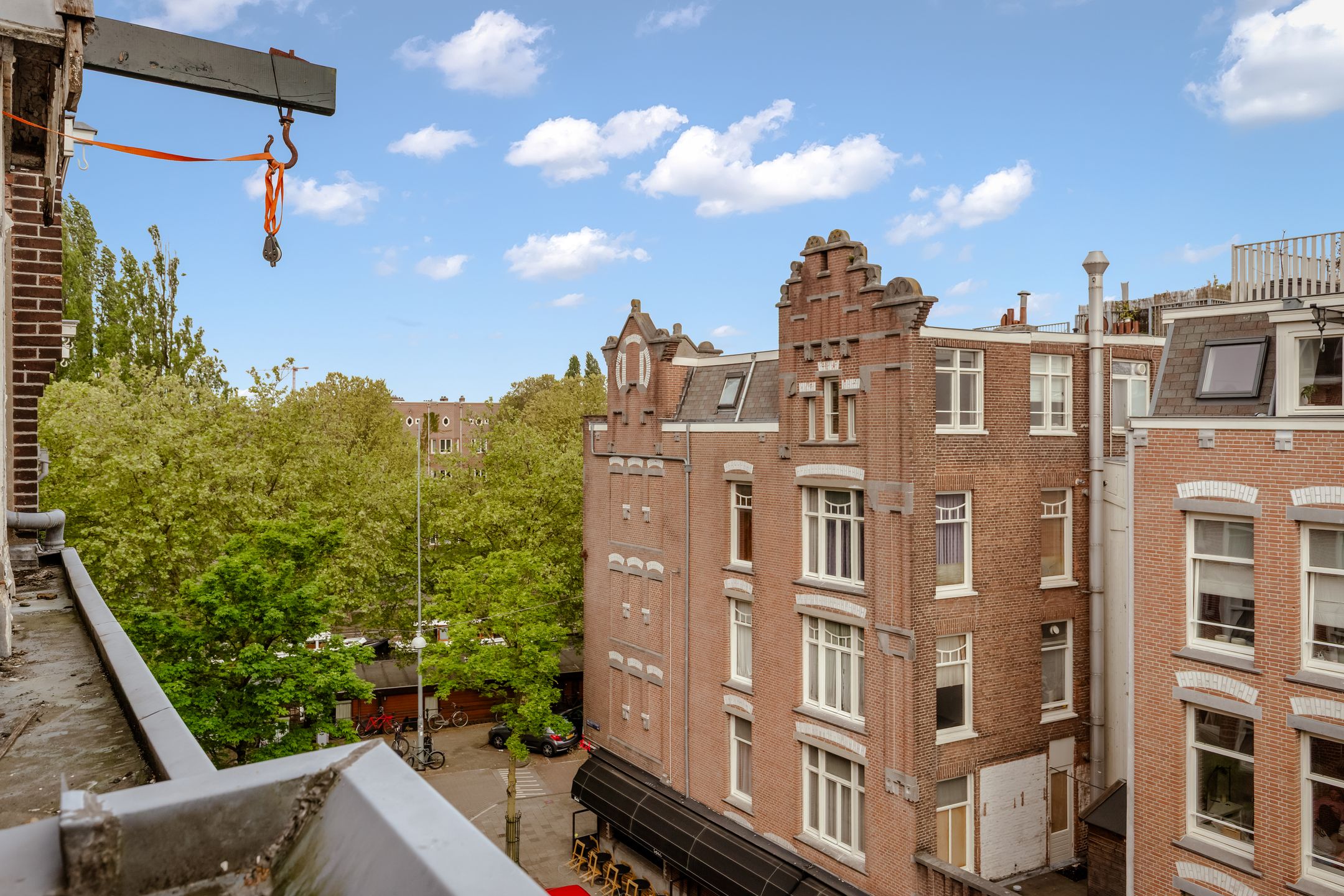 Photo 21 of Van Ostadestraat 14-3