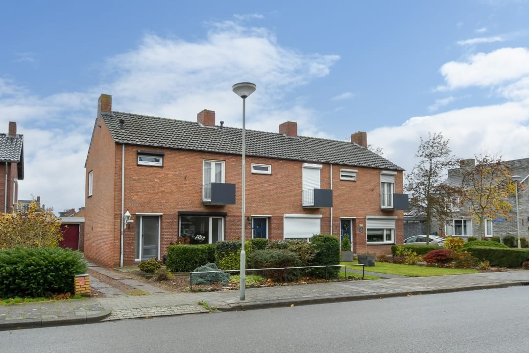 Foto 1 van Pastoor-Janssenstraat 17