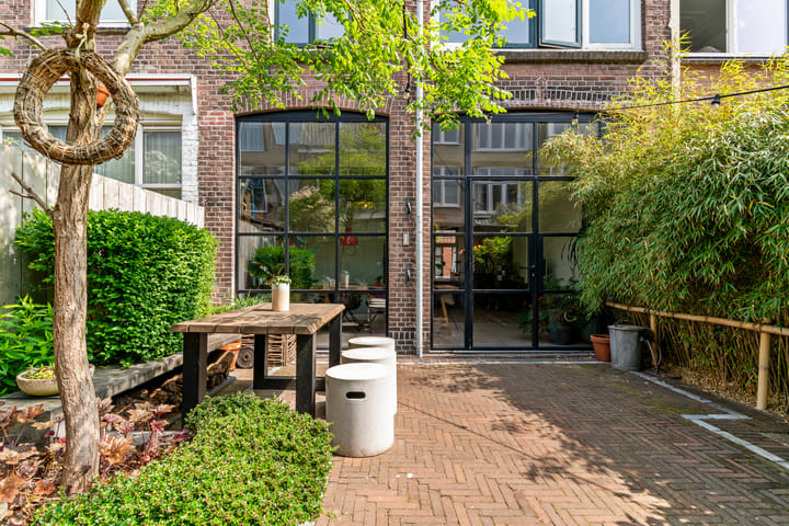 Photo 4 of Van Lumeystraat 66