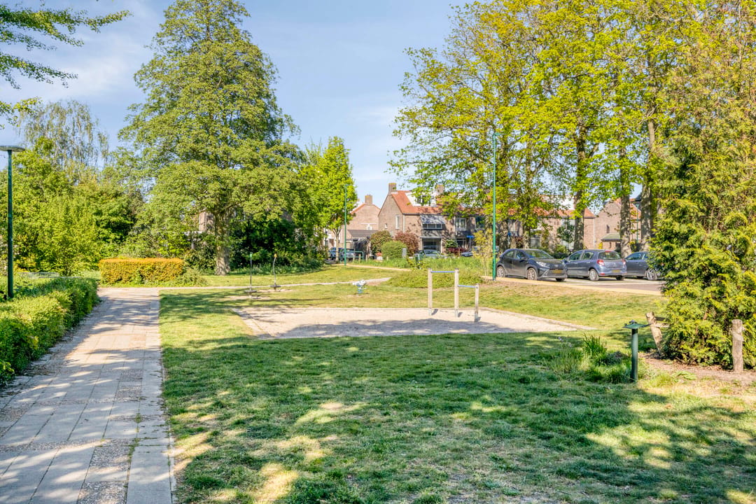 Photo 43 of Akkermansstraat 35