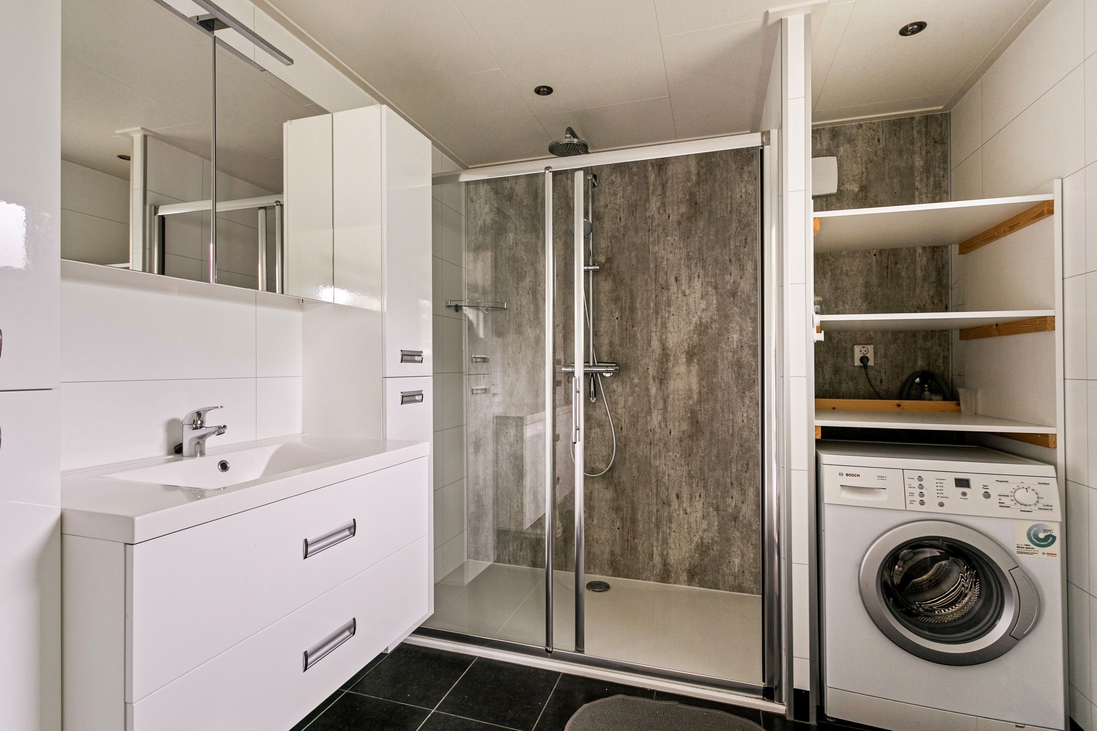 3-bedroom freehold villa in Rhenen — photo 4 of 5