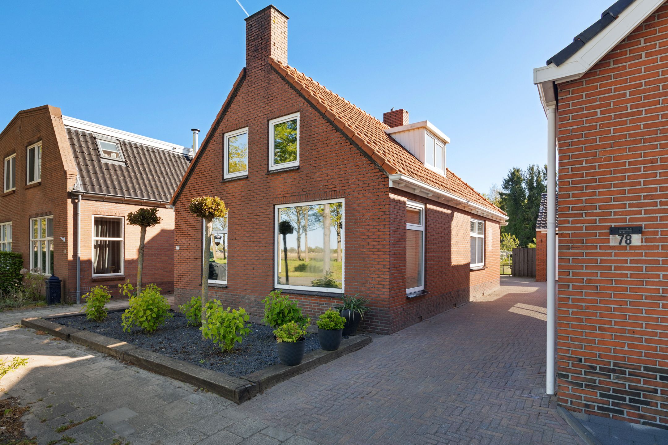 Oosterstraat 77