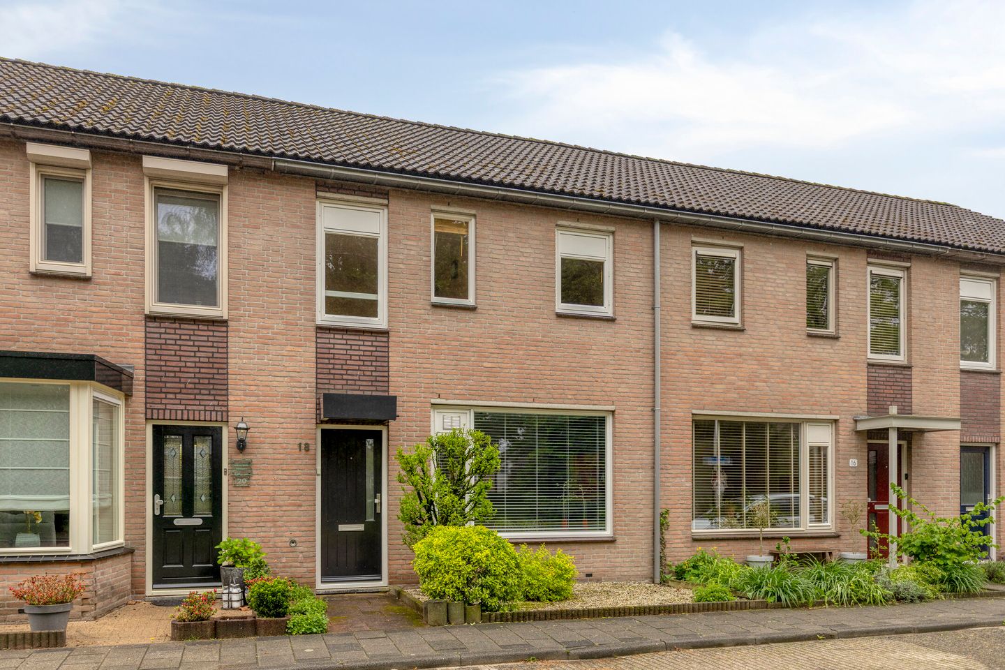 Foto 4 van Jan van Vlissingenhof 18
