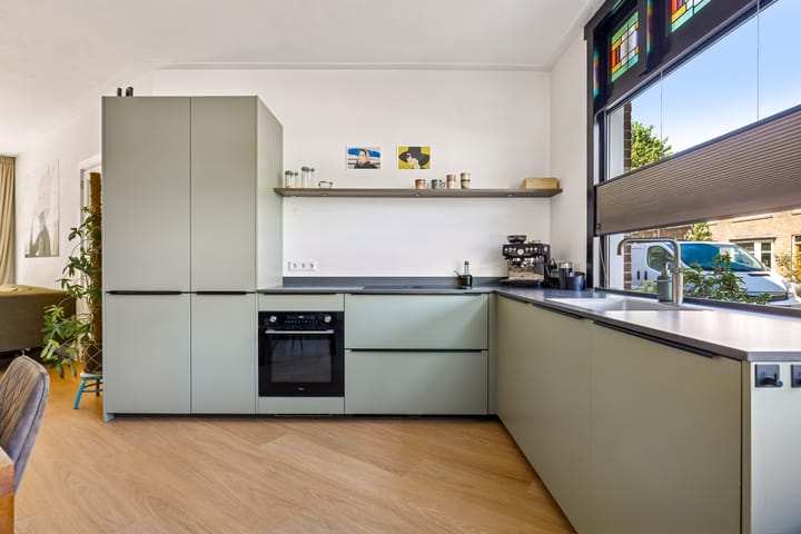 Photo 4 of Pieter Nieuwlandstraat 91