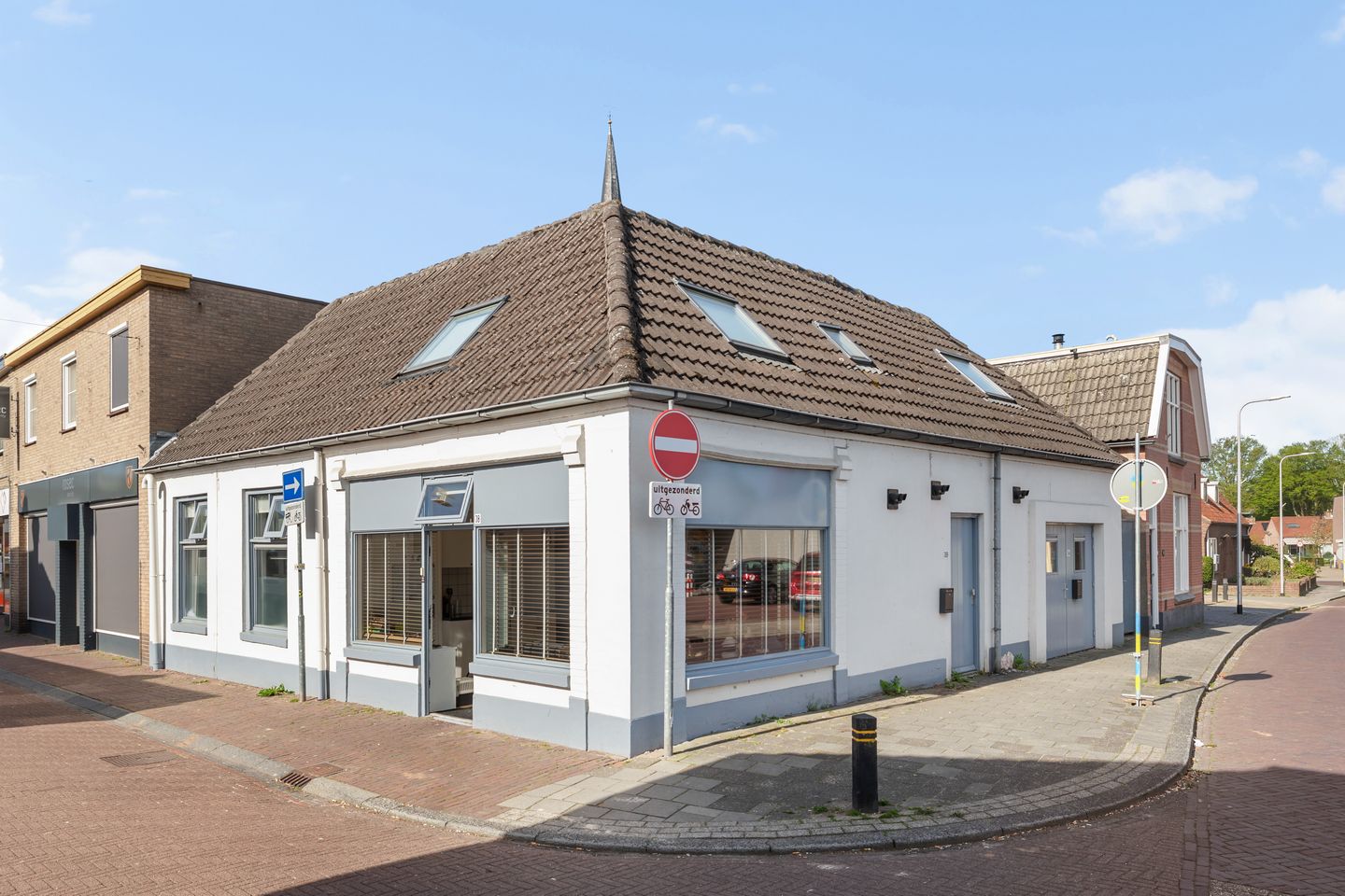 Bekijk foto 1 van Stationsstraat 38