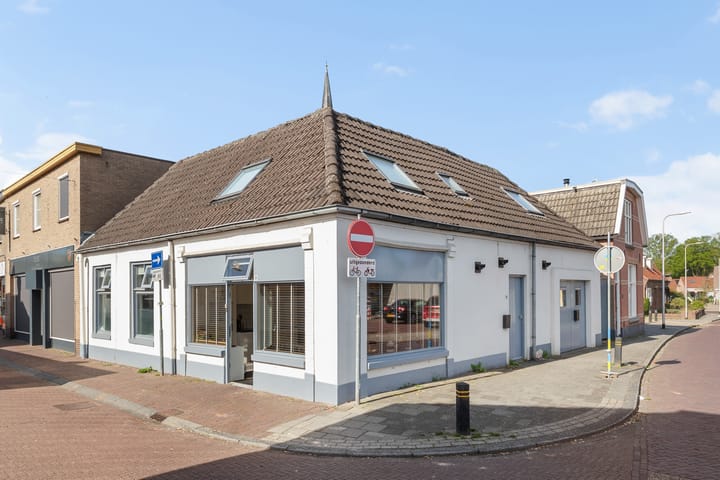 Stationsstraat 38, Raalte