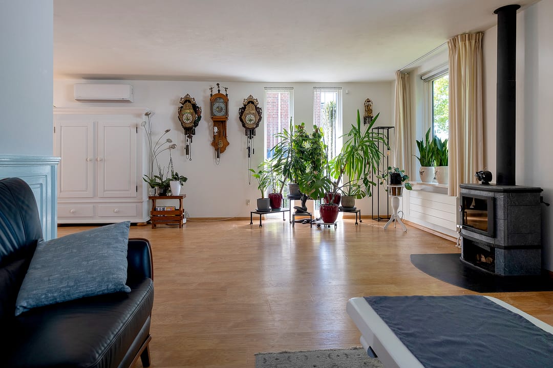Photo 11 of Buitenbree 8