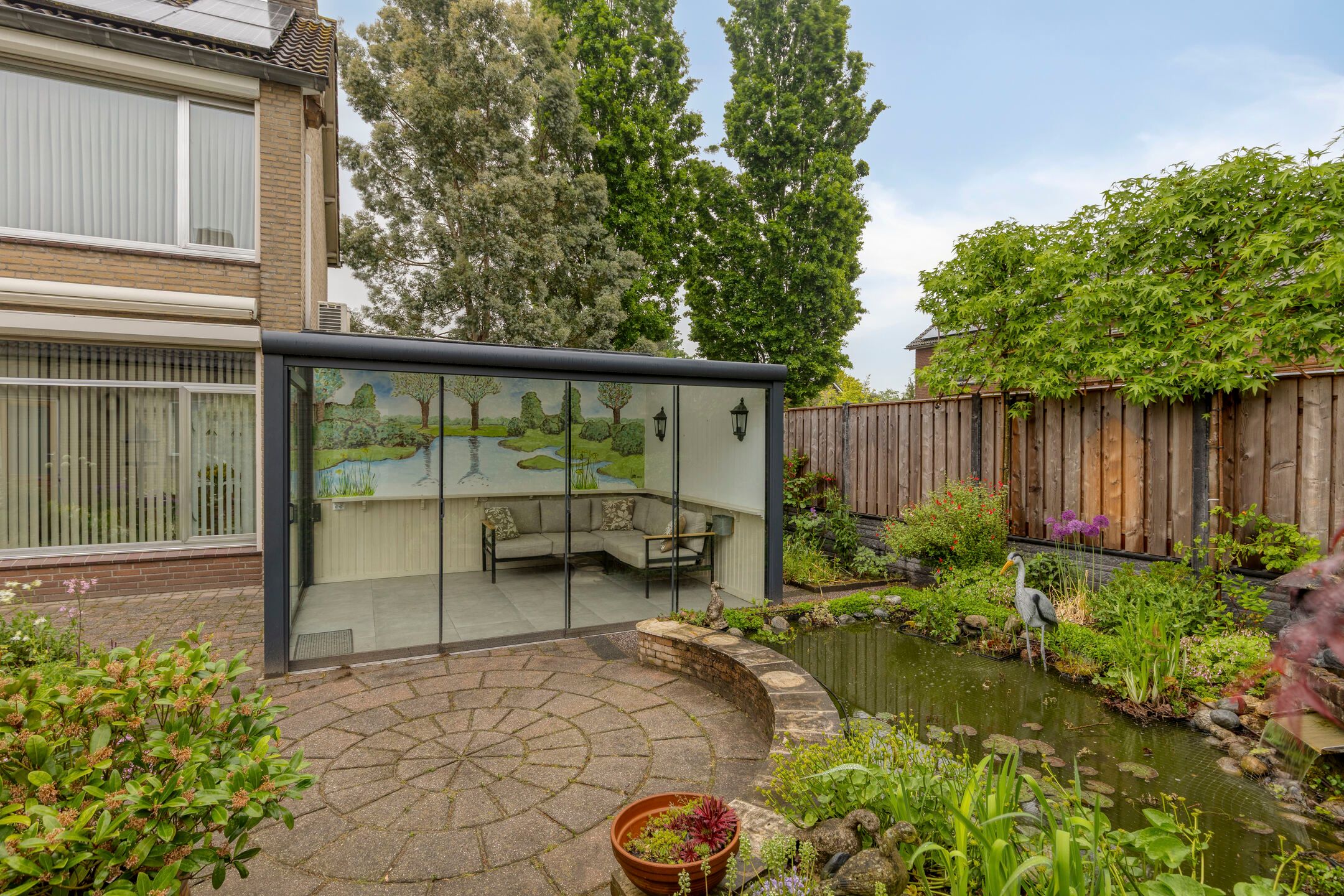 Charming semi-detached family home with modern garden room and detached garage in peaceful Lieshout — 42