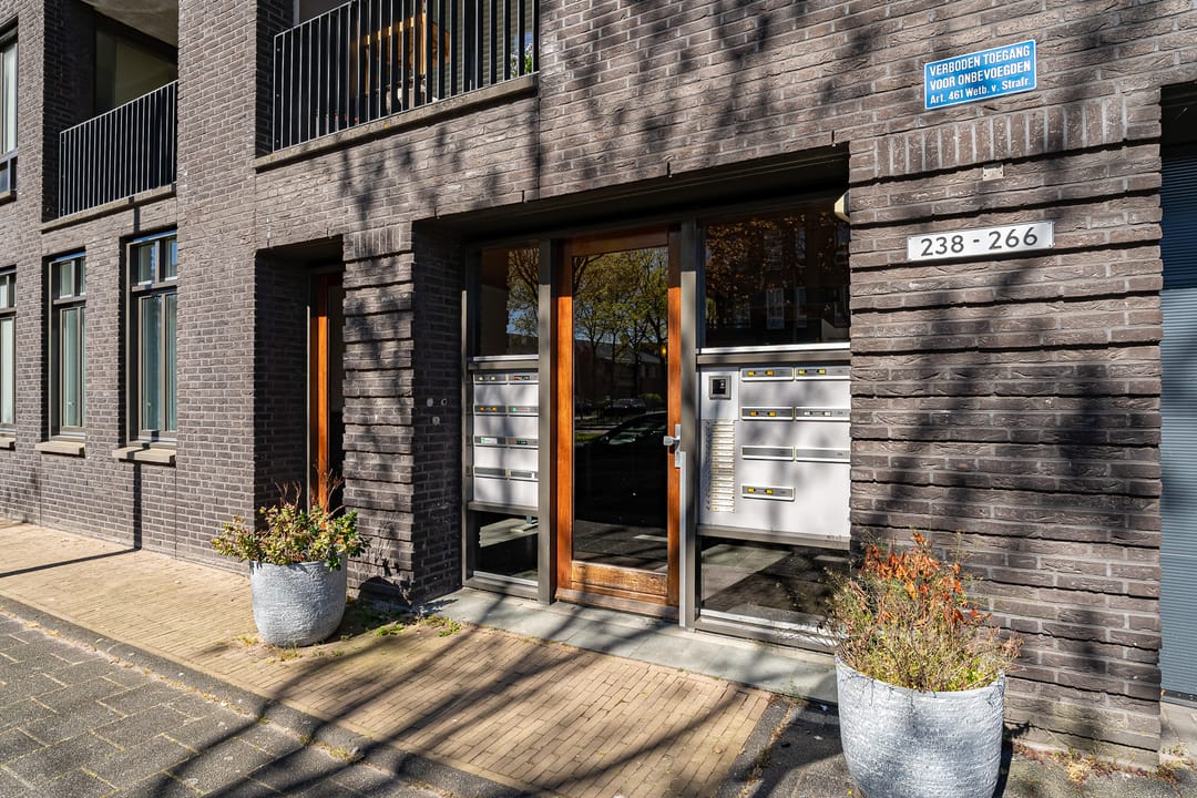 Photo 8 of Weidevogellaan 252