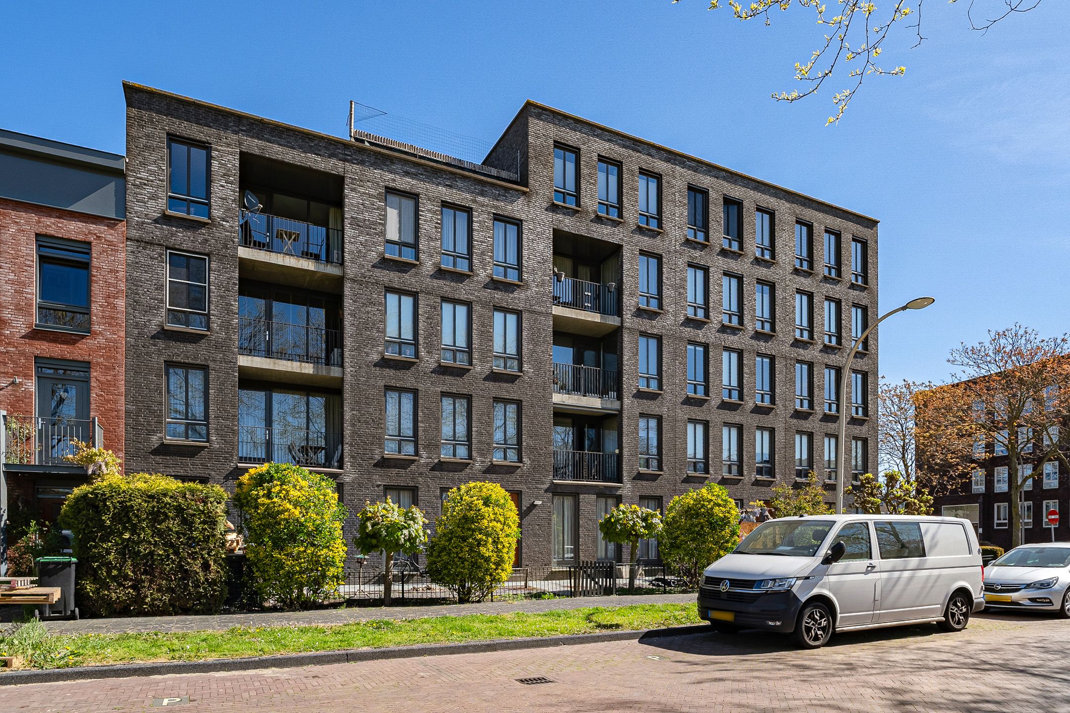 Photo 6 of Weidevogellaan 252