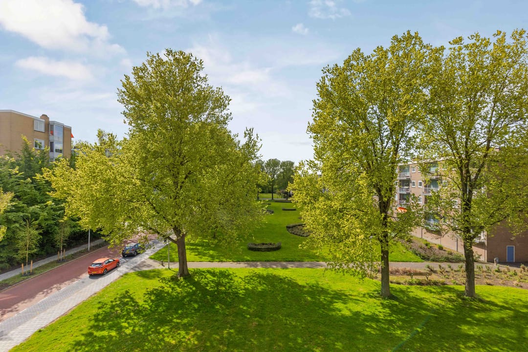 Photo 26 of Van Heuven Goedhartlaan 428