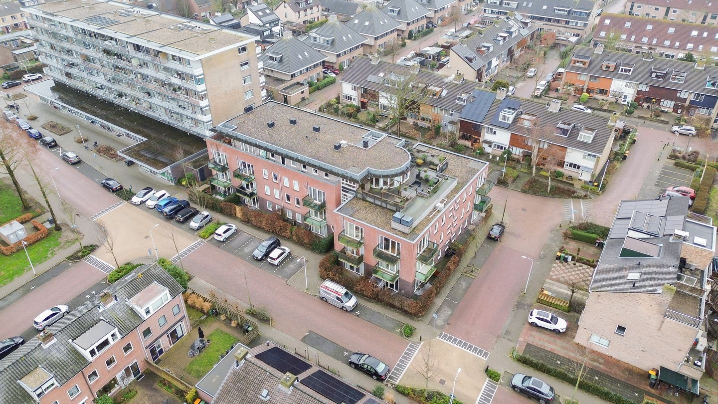 Photo 25 of Essenlaan 32-C