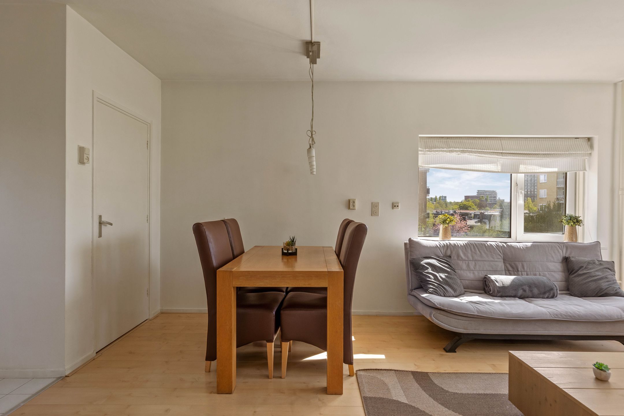Photo 6 of Van Heuven Goedhartlaan 428