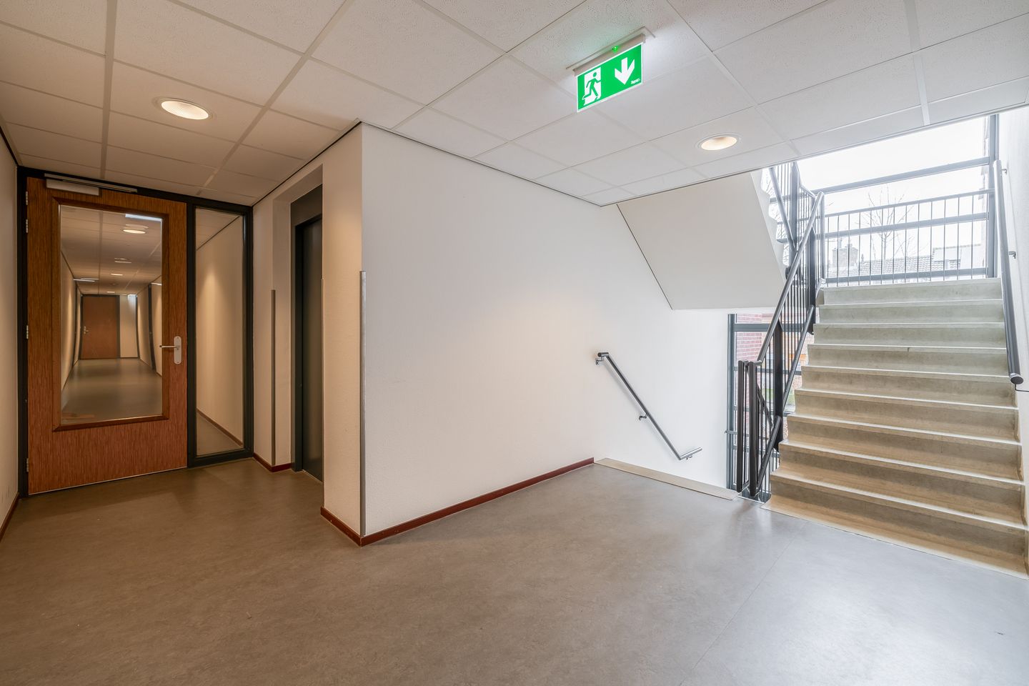 Photo 20 of Essenlaan 32-C